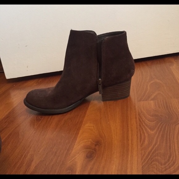 Jessica Simpson Booties - Picture 3 of 3